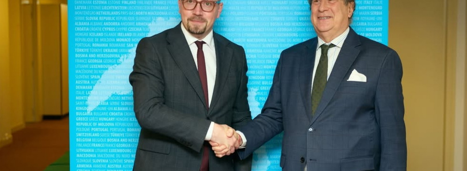 Реакція на розслідування: Міністр Безгін озвучив строки по ваучерах для ВПО з ТОТ, спростувавши заяви нардепа Ткаченка