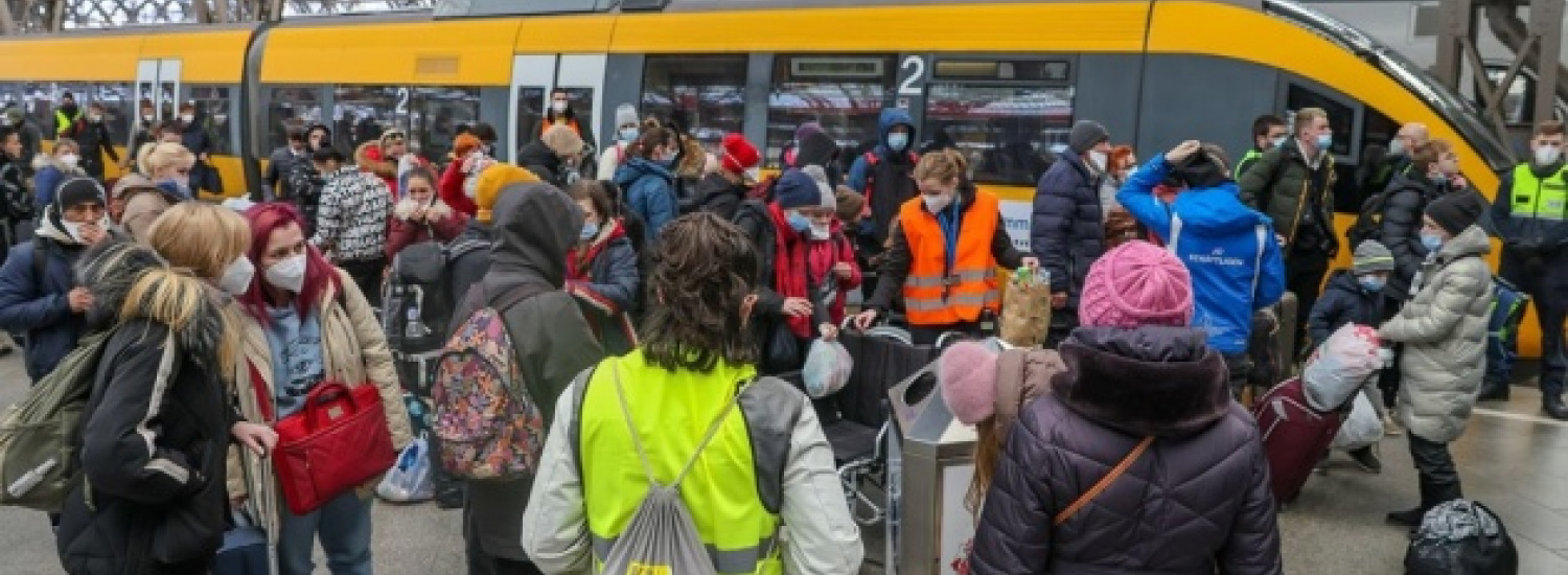 Німеччина перевантажена від потоку мігрантів, майбутнє Німеччини без німців