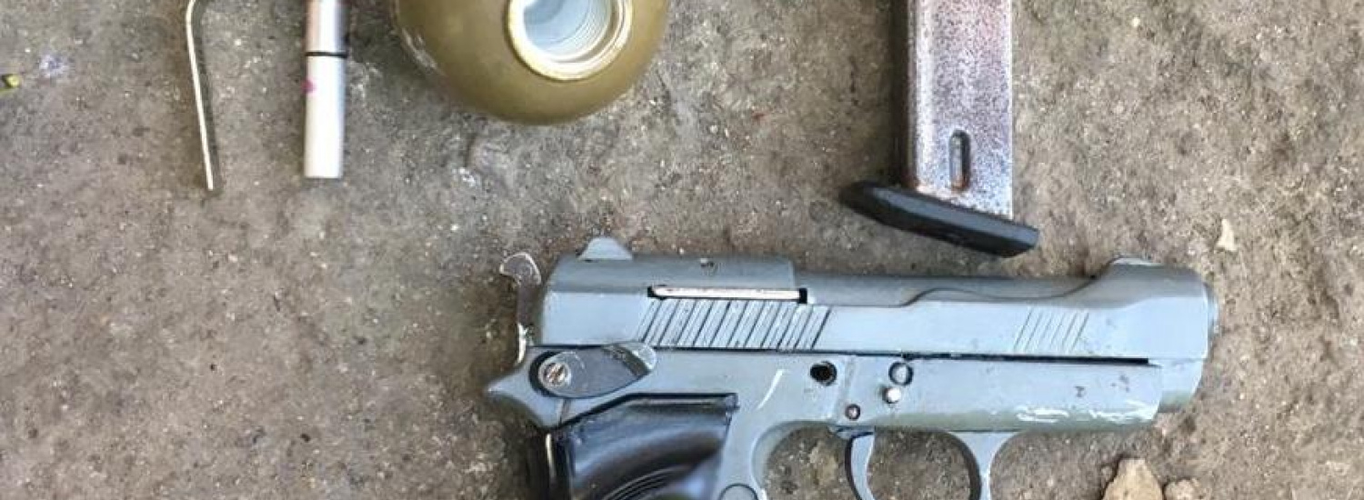 У жителя Кропивницького поліція вилучила пістолет і гранату
