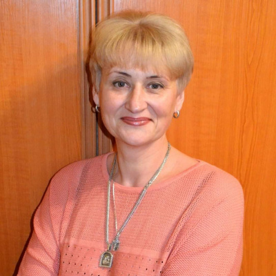 ﻿Ольга Мотінова: "Ми веземо до сірої зони допомогу, духовну культуру. Ми веземо туди Україну"