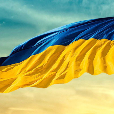 Сьогодні Україна стоїть перед історичним викликом