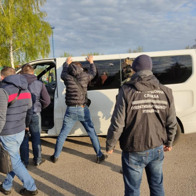 ﻿На Харківщині затримали перевізників, які нелегально переправляли людей та товари і платили «податки» терористам-окупантам