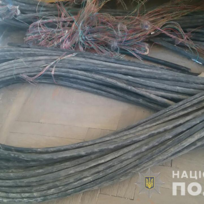 У Кропивницькому затримали осіб, причетних до крадіжок кабелю