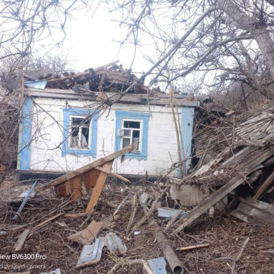 Російські збройні формування обстріляли три села у Сартанській громаді