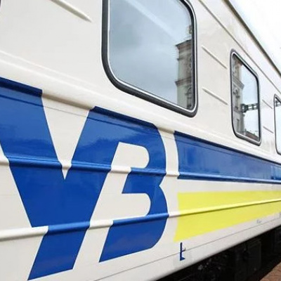 Укрзалізниця відновила продаж квитків з міст "червоної зони"