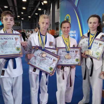 Спортсмени з Луганщини успішно виступили на чемпіонаті України з військово-спортивних багатоборств із дисципліни «бойове двоборство»