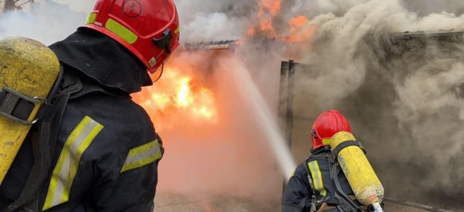 ﻿Минулого тижня підрозділи ДСНС України врятували 42 людини та ліквідували 1 589 пожеж