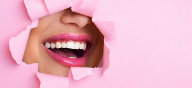 ﻿Стоматологи назвали продукти, які псують колір зубів