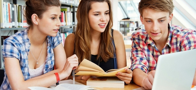 Мінреінтеграції розглядає можливість дистанційного вступу абітурієнтів з  о купованої частини Донбасу до українських вузів