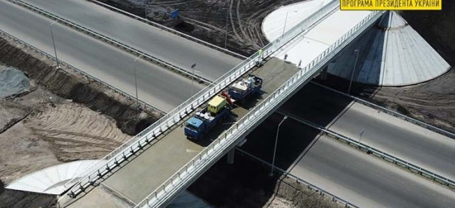 ﻿На Решетилівській трасі, що на Дніпропетровщині завершують будівництво моста і двох транспортних розв’язок