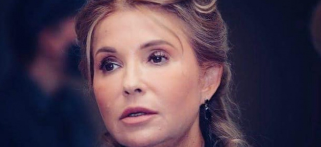 ﻿Тимошенко прийшла в Раду з новою зачіскою (ФОТО)