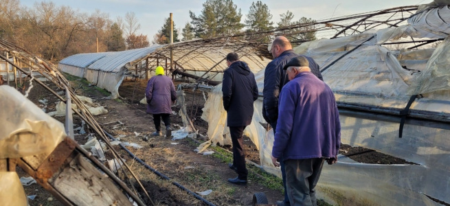 Трьохізбенка: електропостачання відновлене, надання необхідної допомоги триває