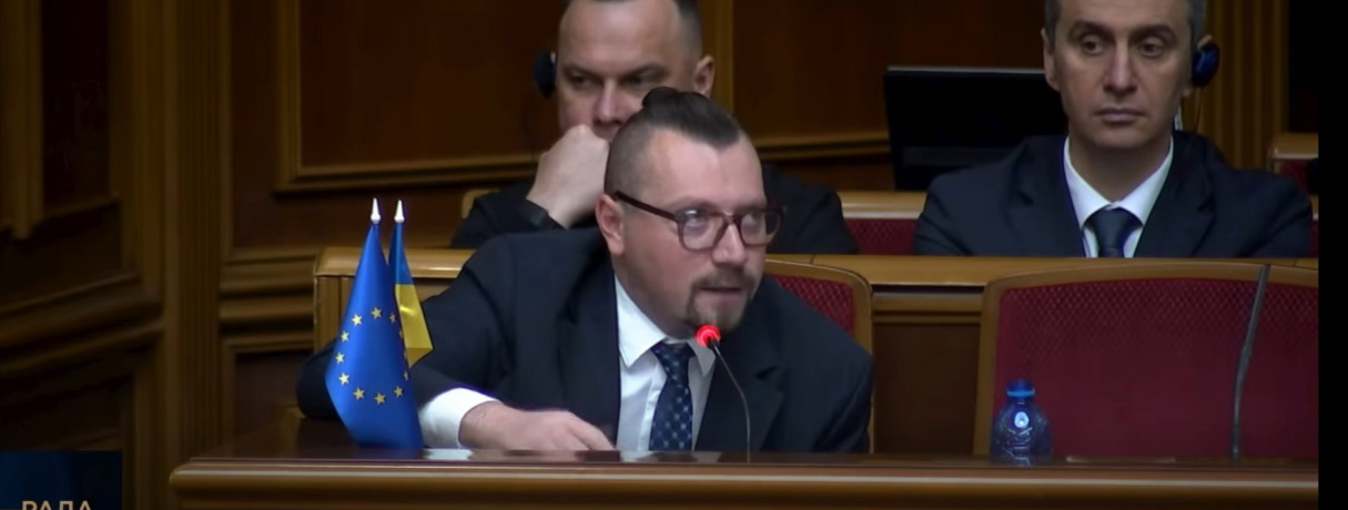 Година запитань до Уряду: як нардеп Гривко змусив міністра Безгіна розкрити правду про ваучери та викрив ланцюг дезінформації