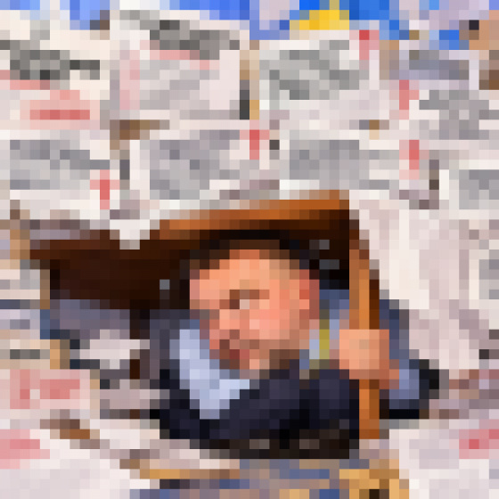Законодавці поза законом: поки Мінрегіон пише стандарти евакуації, нардеп Ткаченко ховає запити, а його бус їздить під номерами київського Mercedes