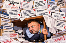 Законодавці поза законом: поки Мінрегіон пише стандарти евакуації, нардеп Ткаченко ховає запити, а його бус їздить під номерами київського Mercedes